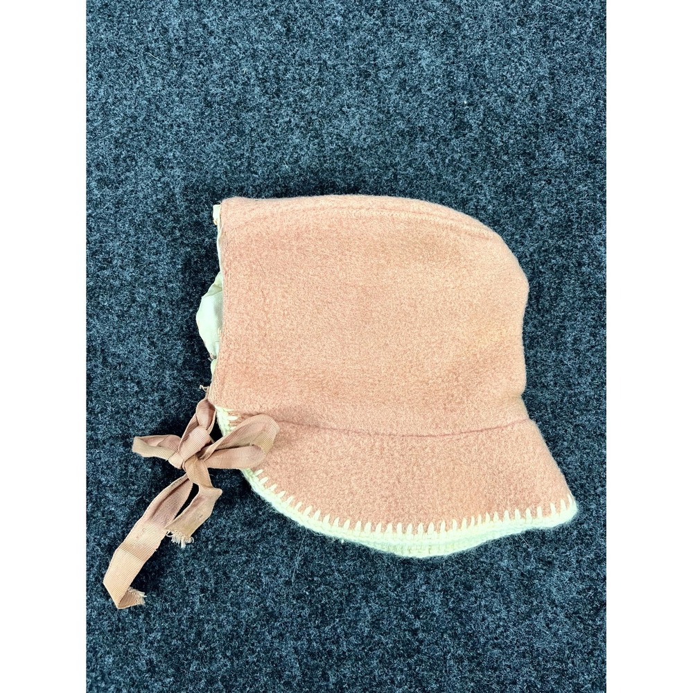 VTG 1950s 60s Felt Bonnet Hat Baby Girls Pink Ribbon Tie Blanket Stitched Edge